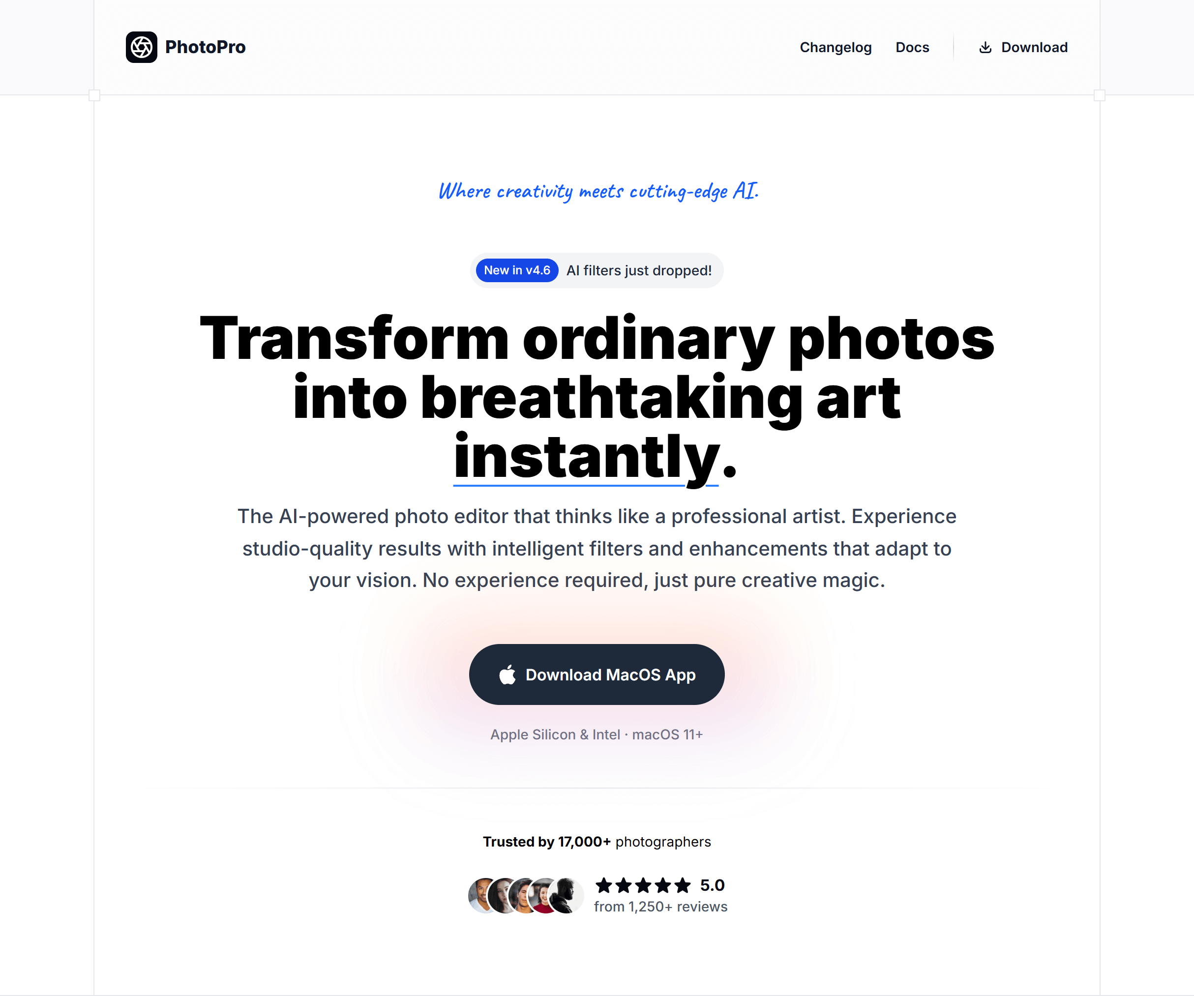 Screenshot preview of Centered with Social Proof and Lines