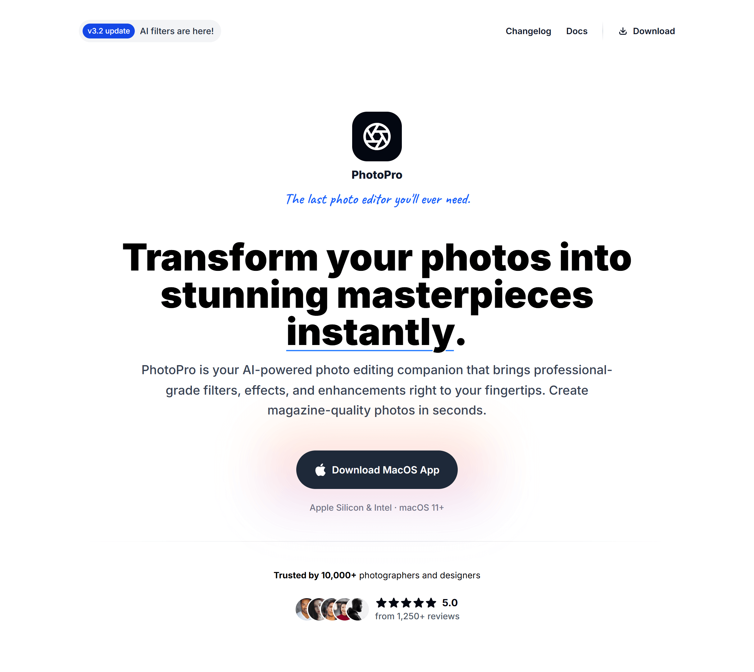 Screenshot preview of Centered with Social Proof